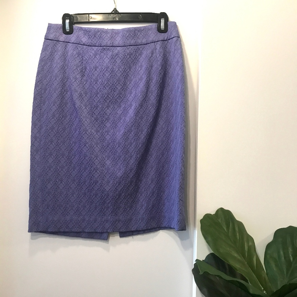Banana Republic Textured Pencil Skirt *Lilac*